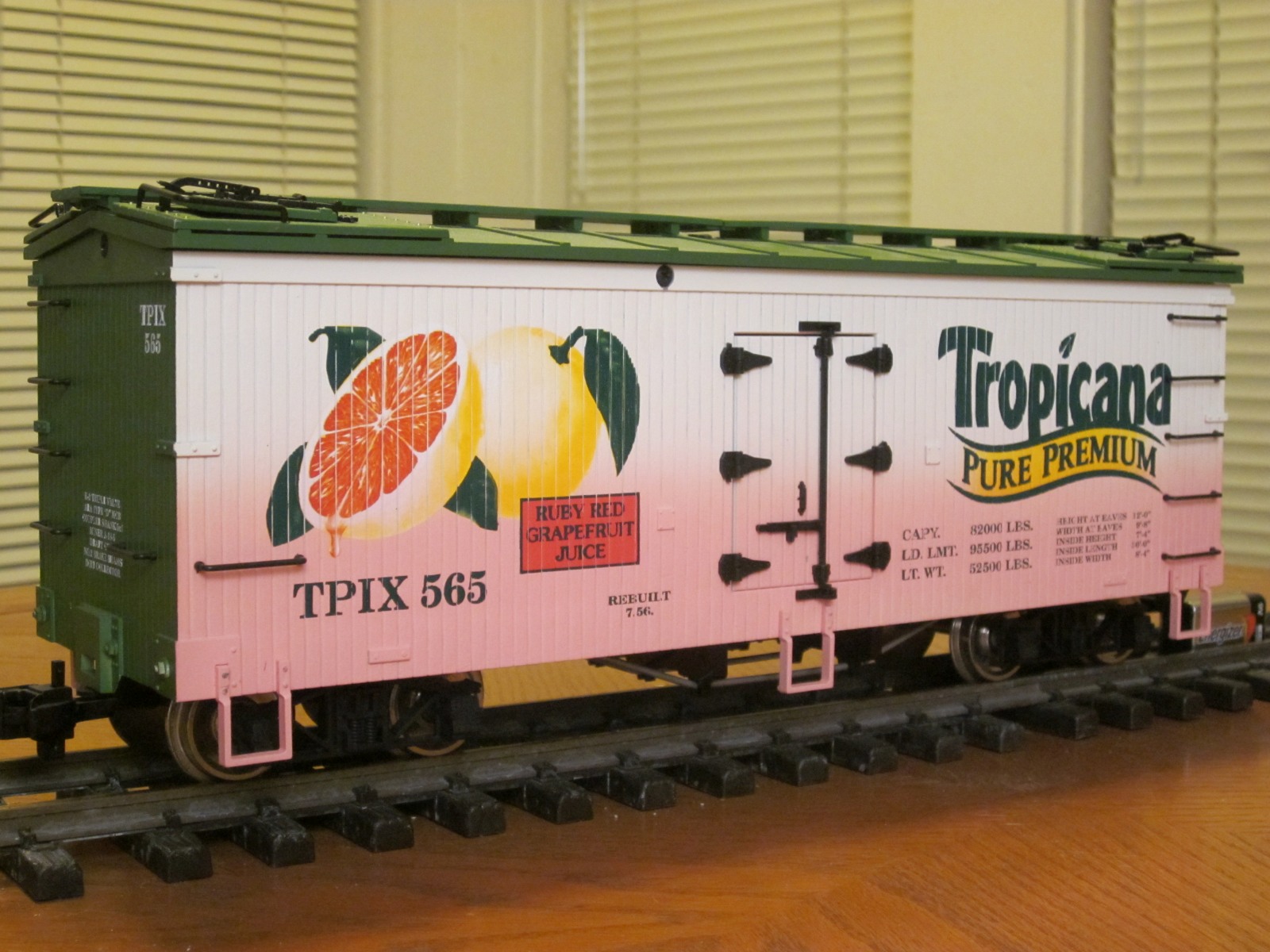 R16078 Tropicana Grapefruit TPIX 565