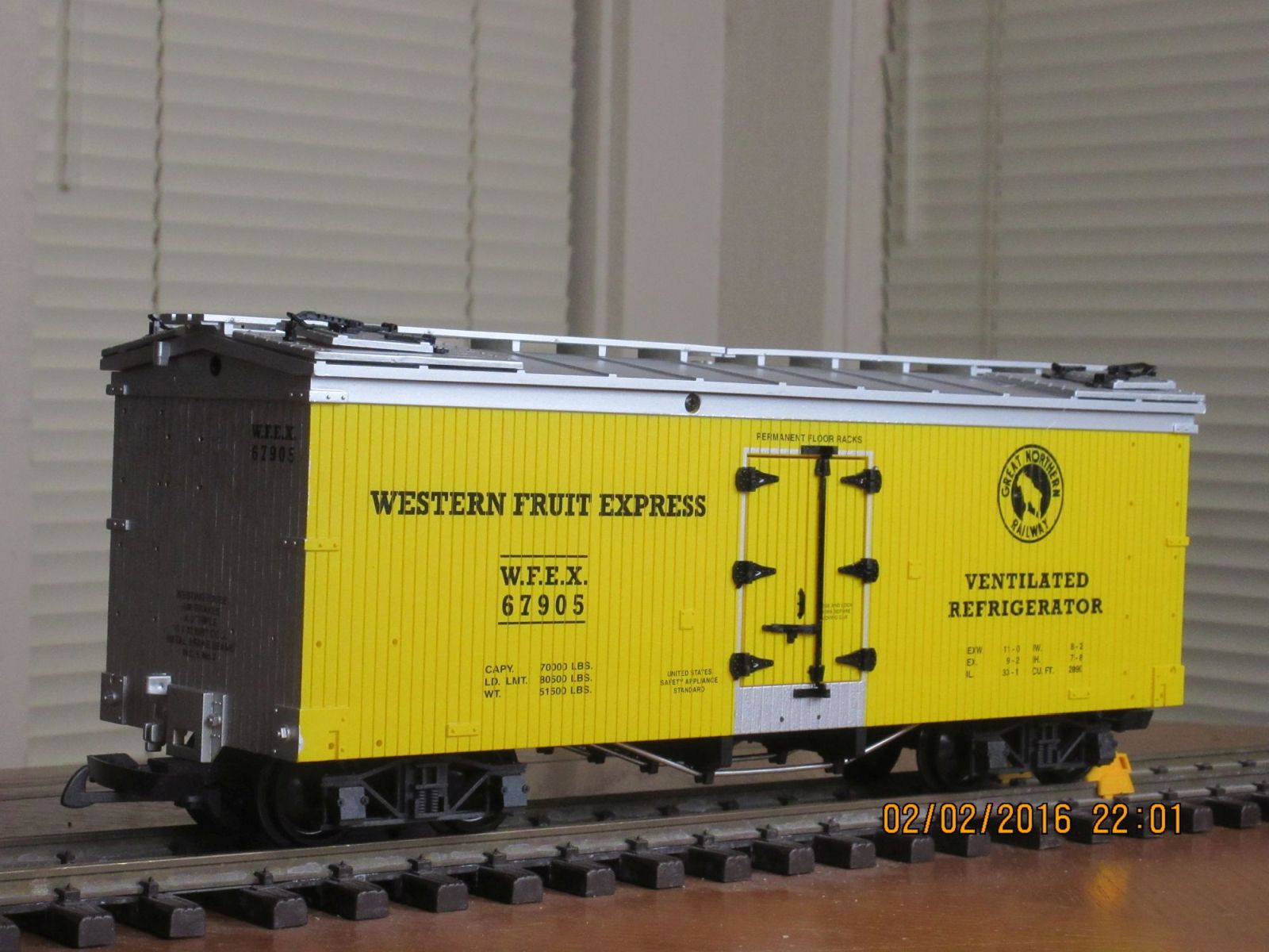 R16494 C Western Fruit Express WFEX 67905