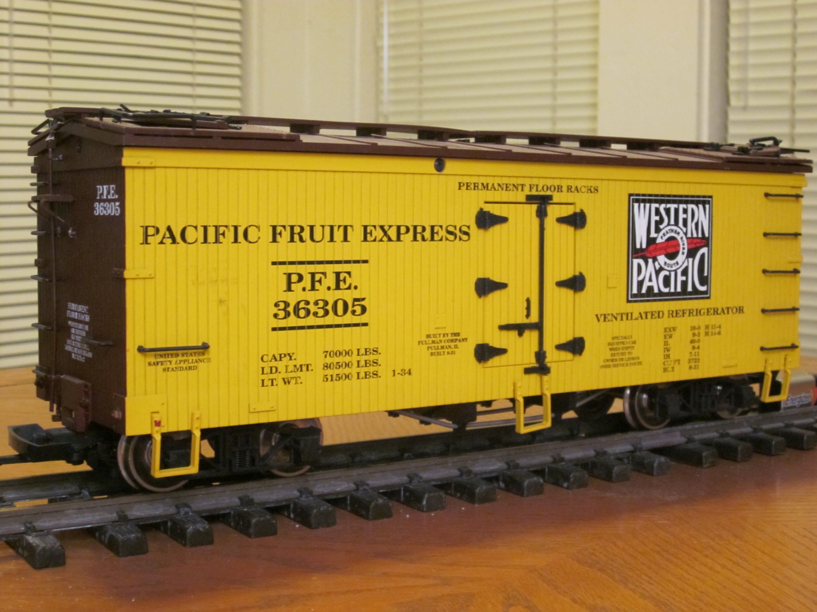 R16087 Western Pacific PFE 36305