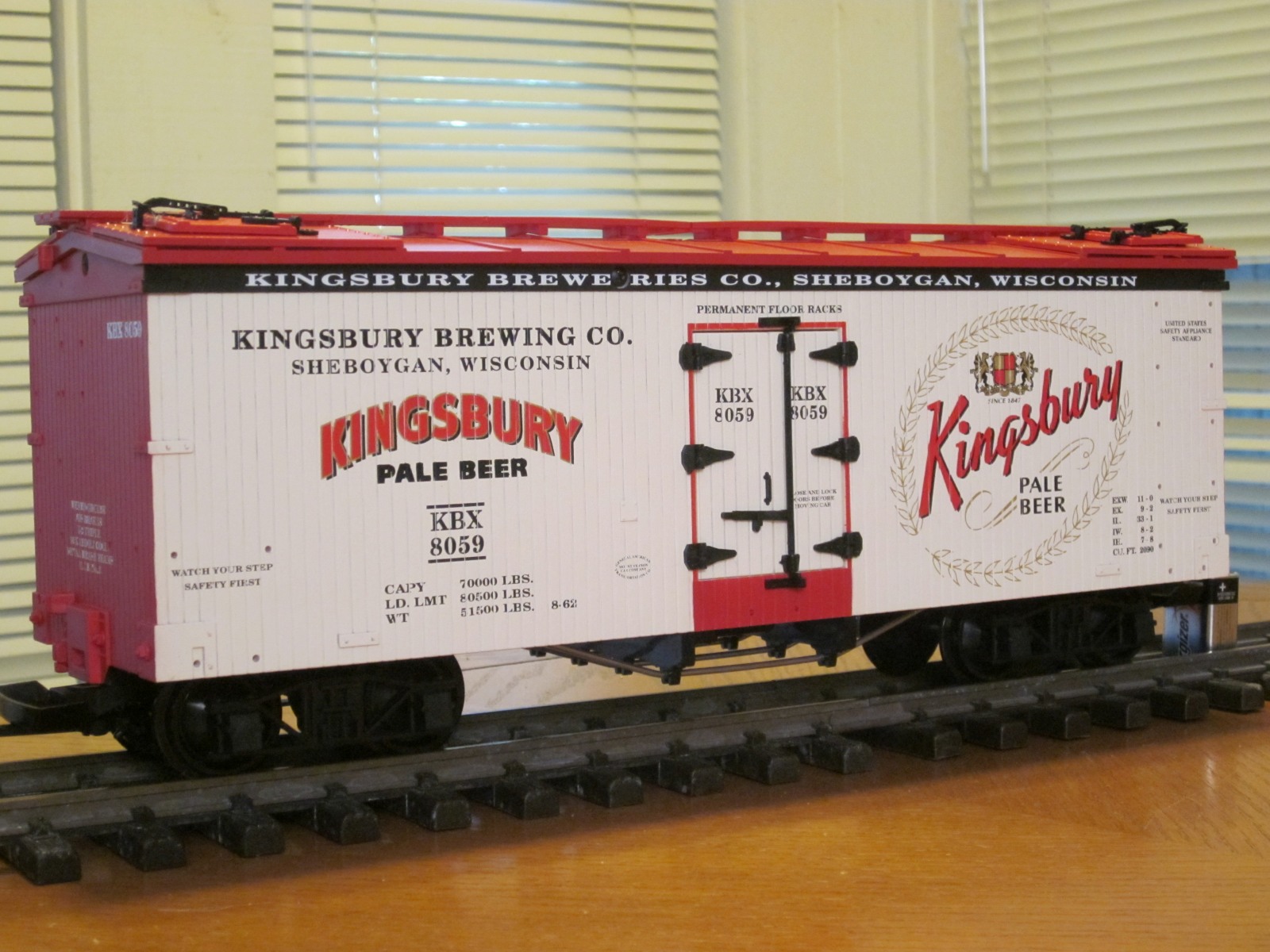 R16424 Kingsbury Breweries Pale Beer KBX 8059