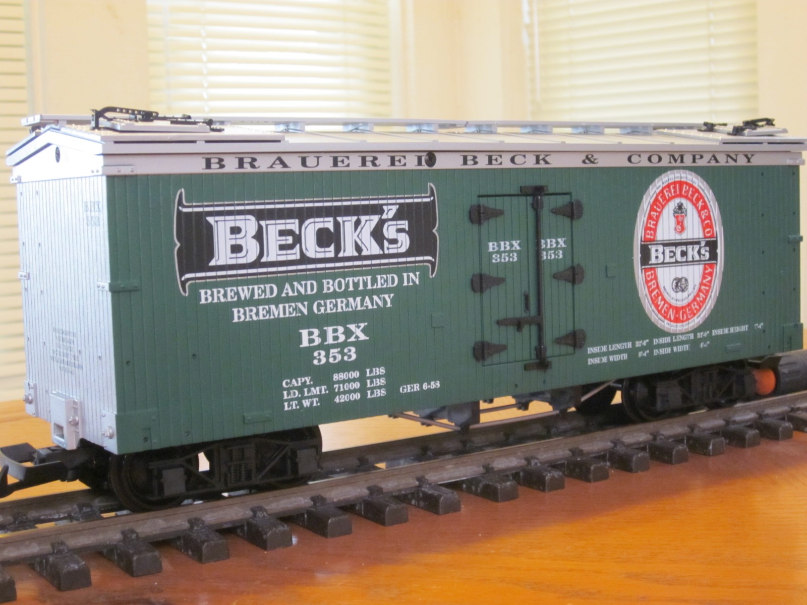 R16265 Becks Beer BBX 353