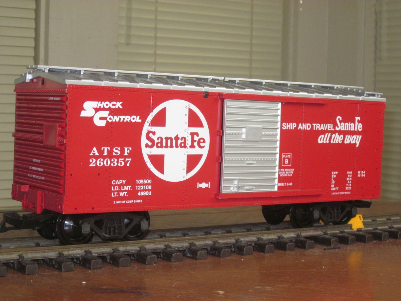 R19048 B Box Car Santa Fe # 260357