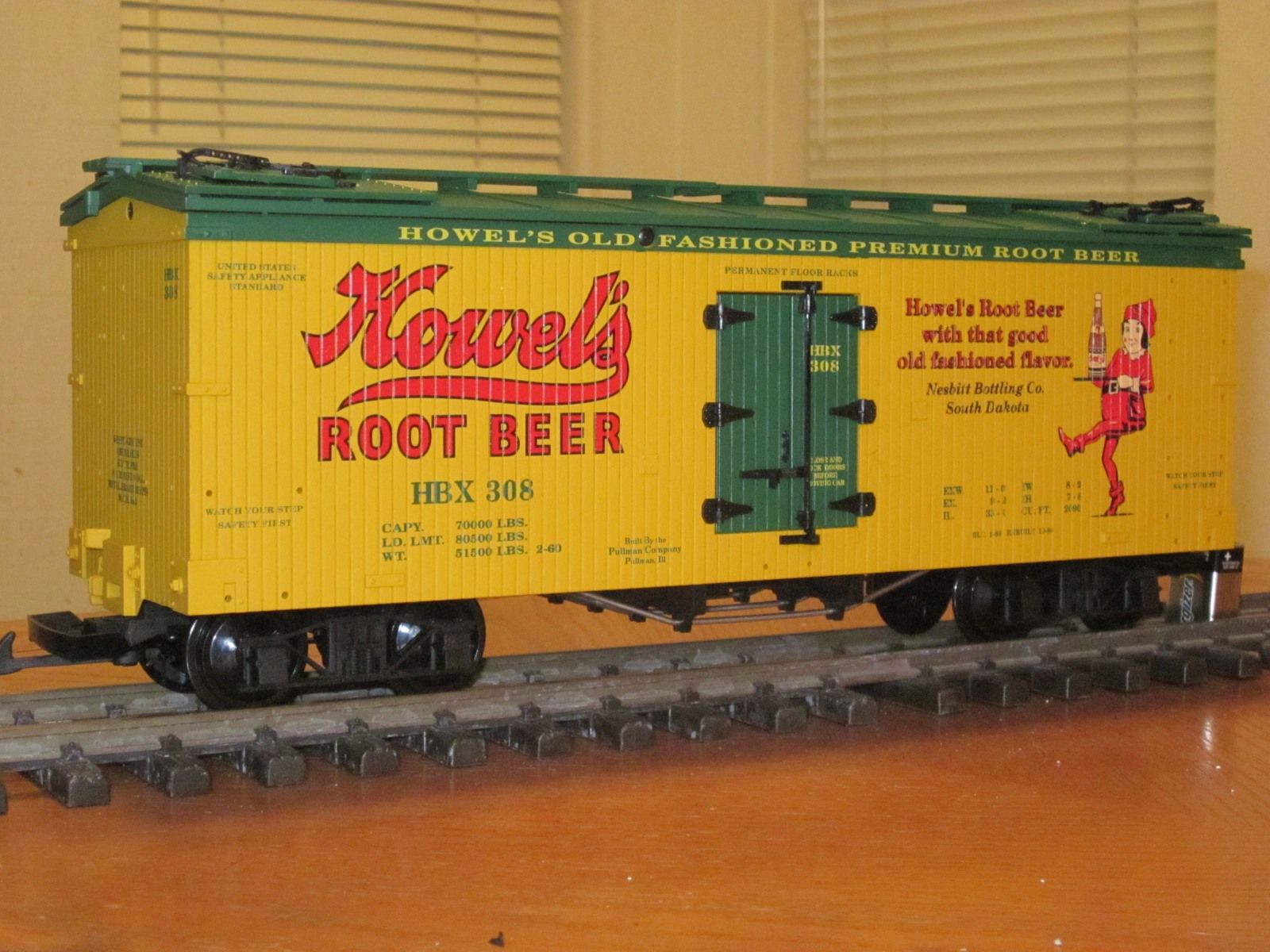 R16346 Howels Root Beer HBX 308