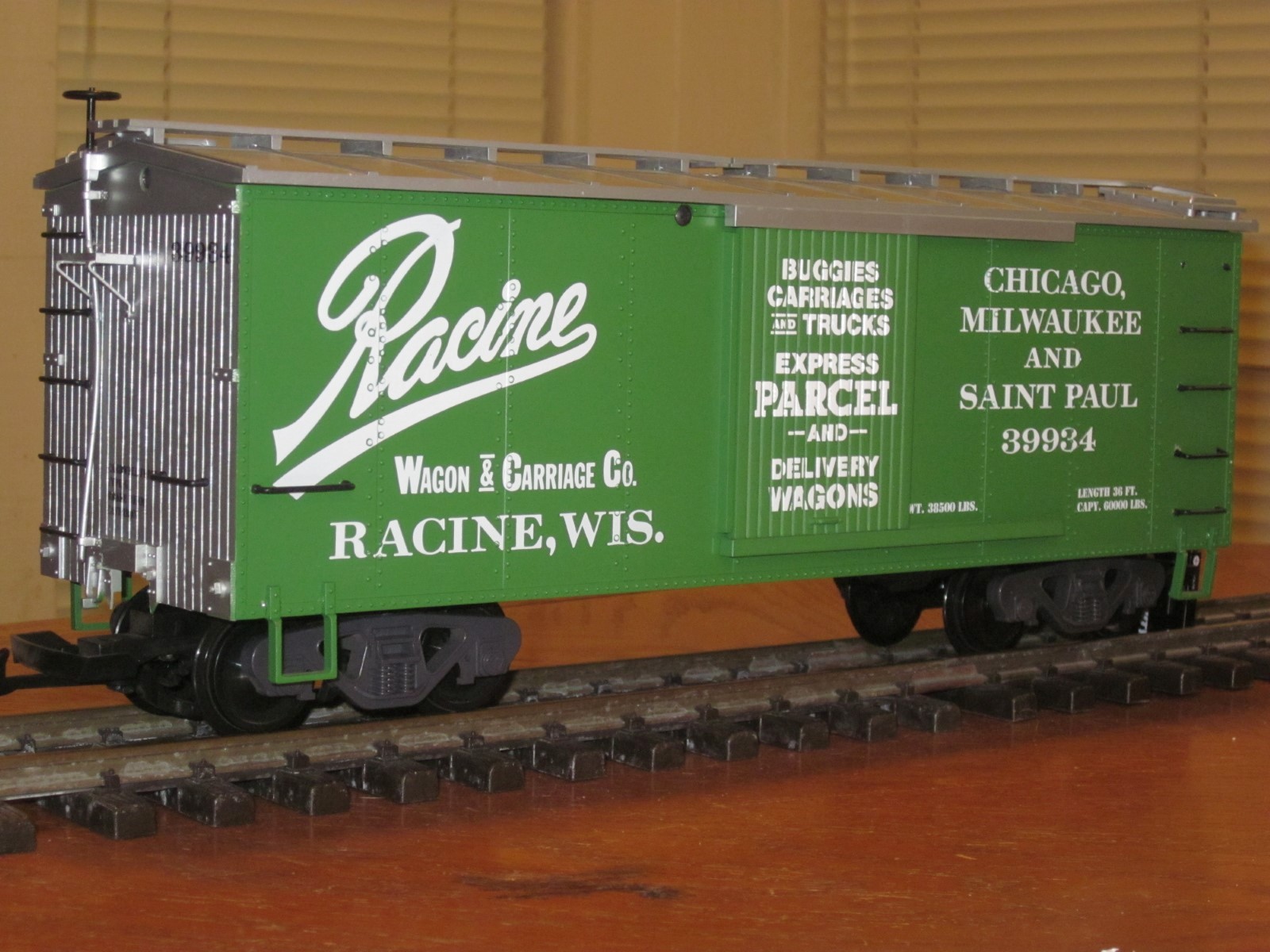 R1988 Racine Wagon&Carriage C&MStP 39934