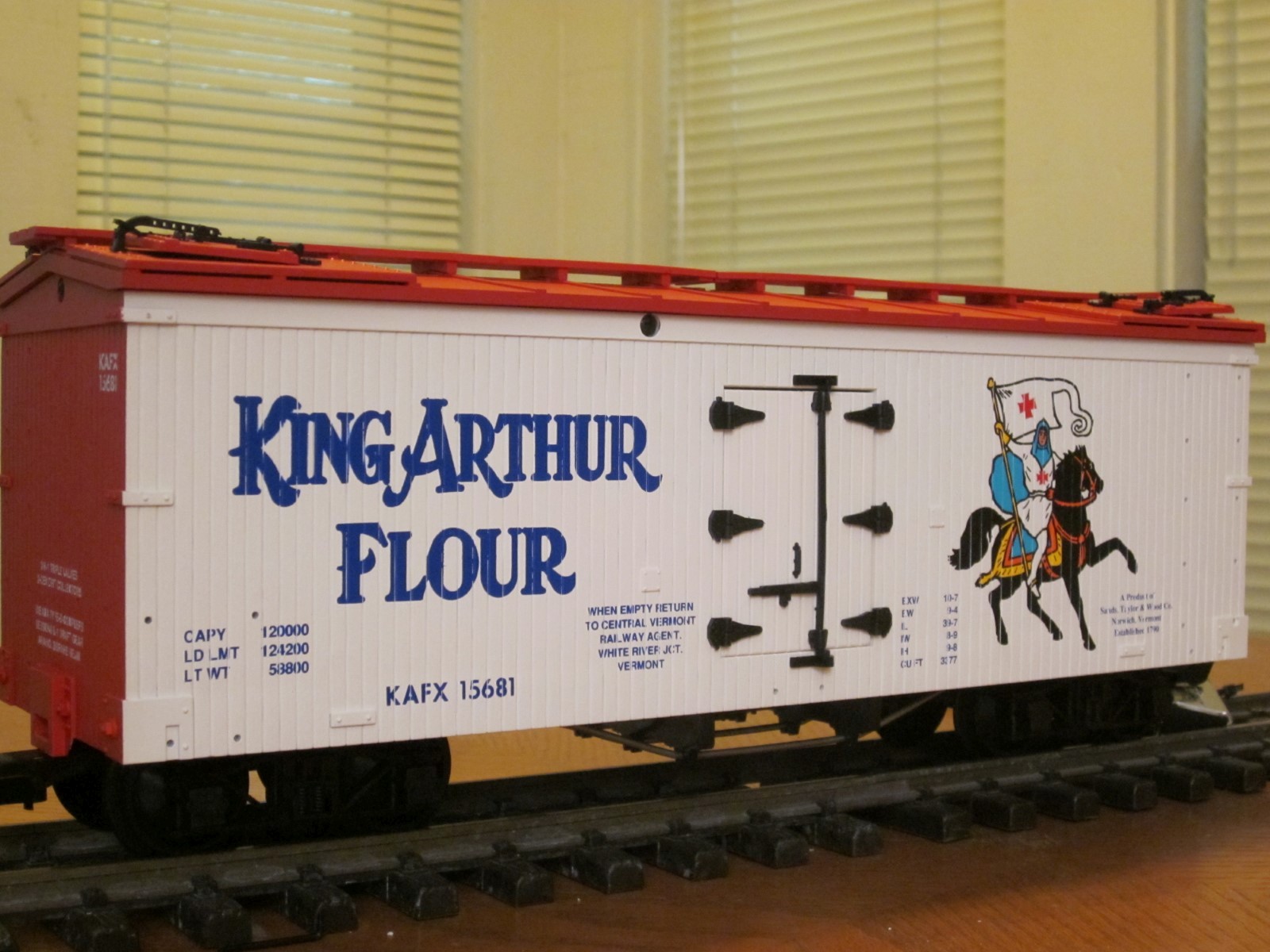 R1661 King Arthur Flour KAFX 15681