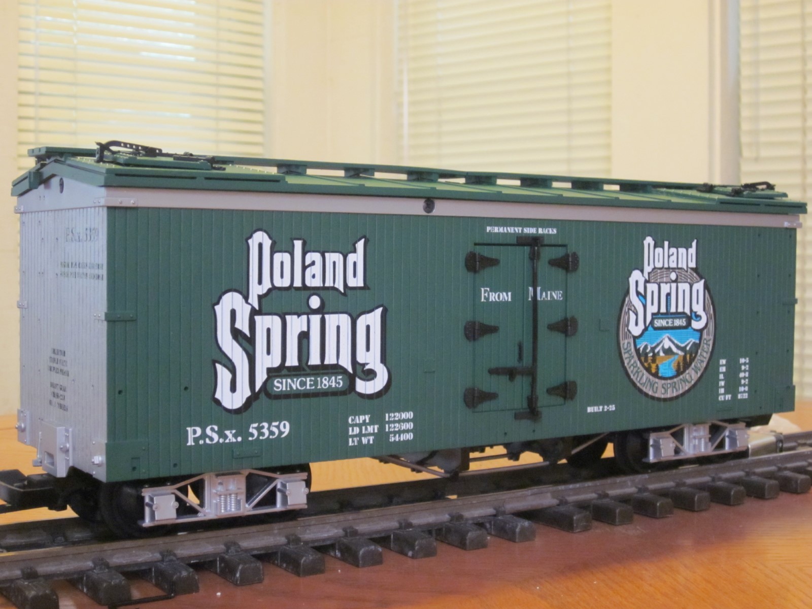 R1665 Poland Springs Water PSX 5359