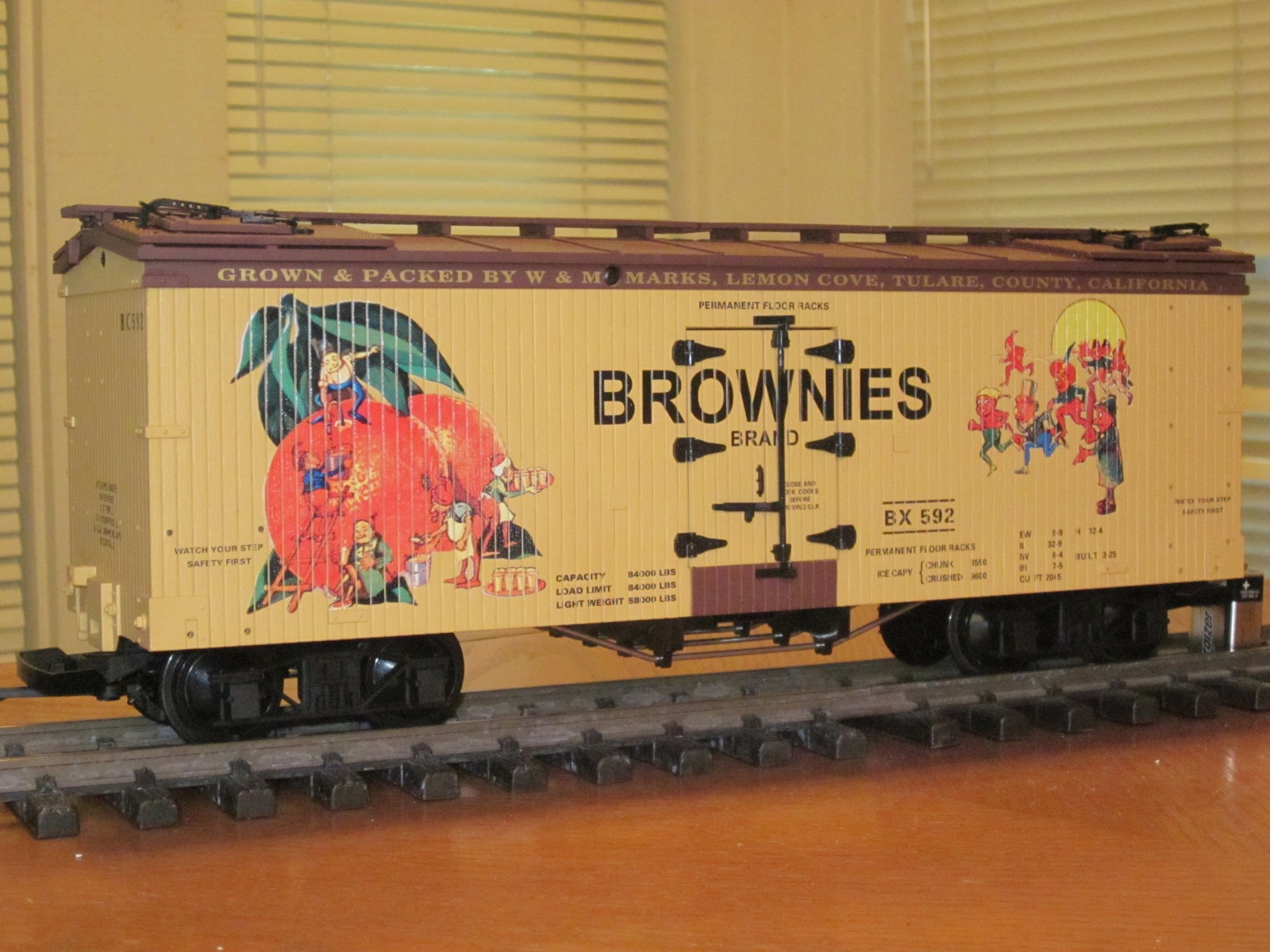 R16387 Brownies Brand BX 592