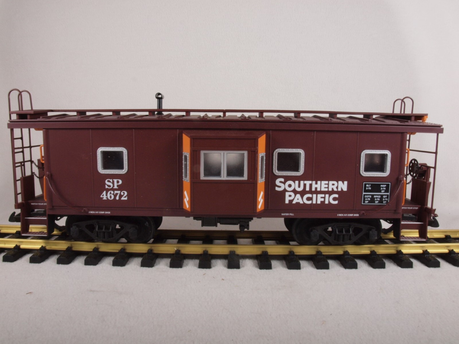 R12052 Southern Pacific #4672