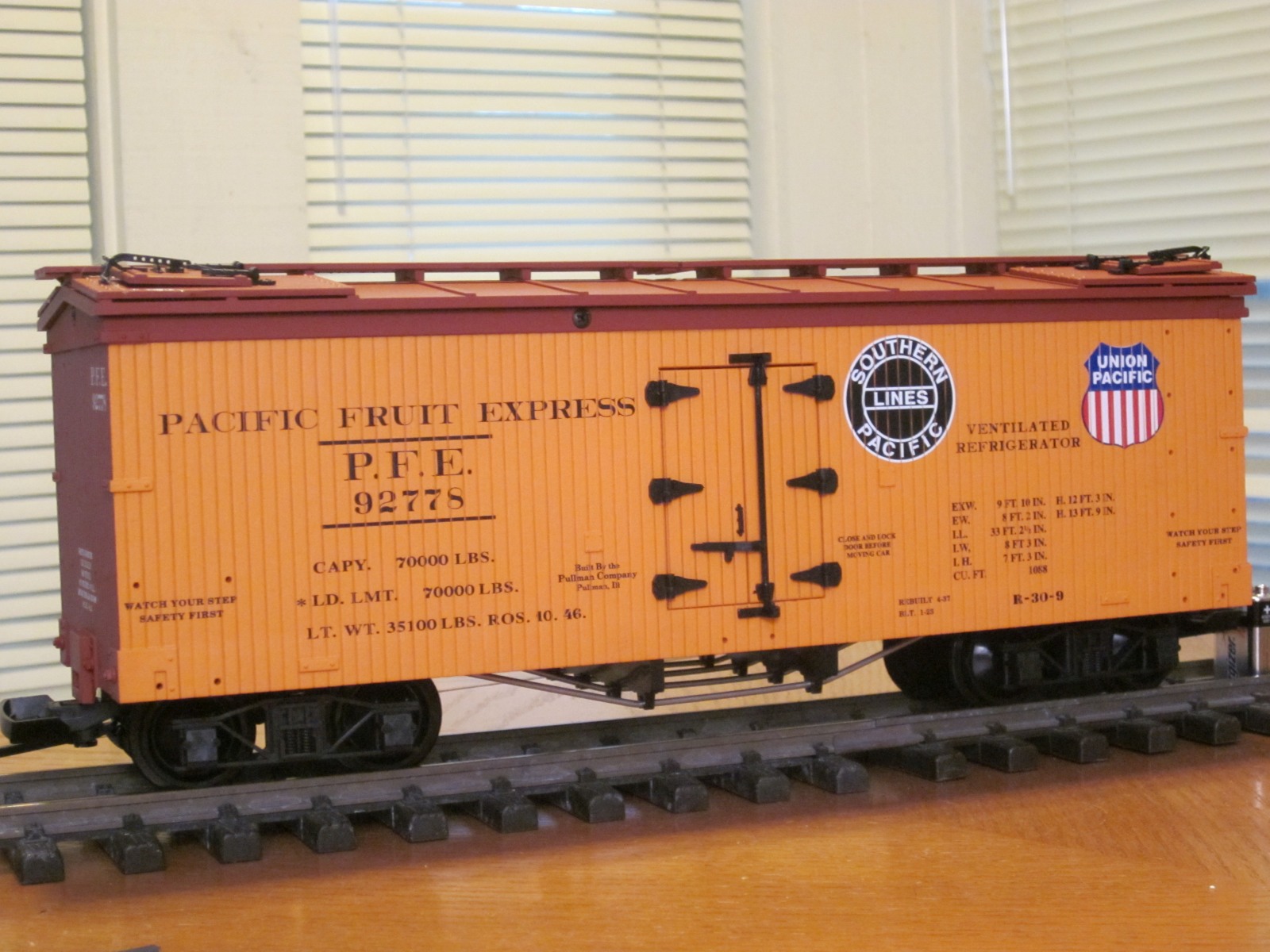 R16300 Southern Pacific PFE 92778