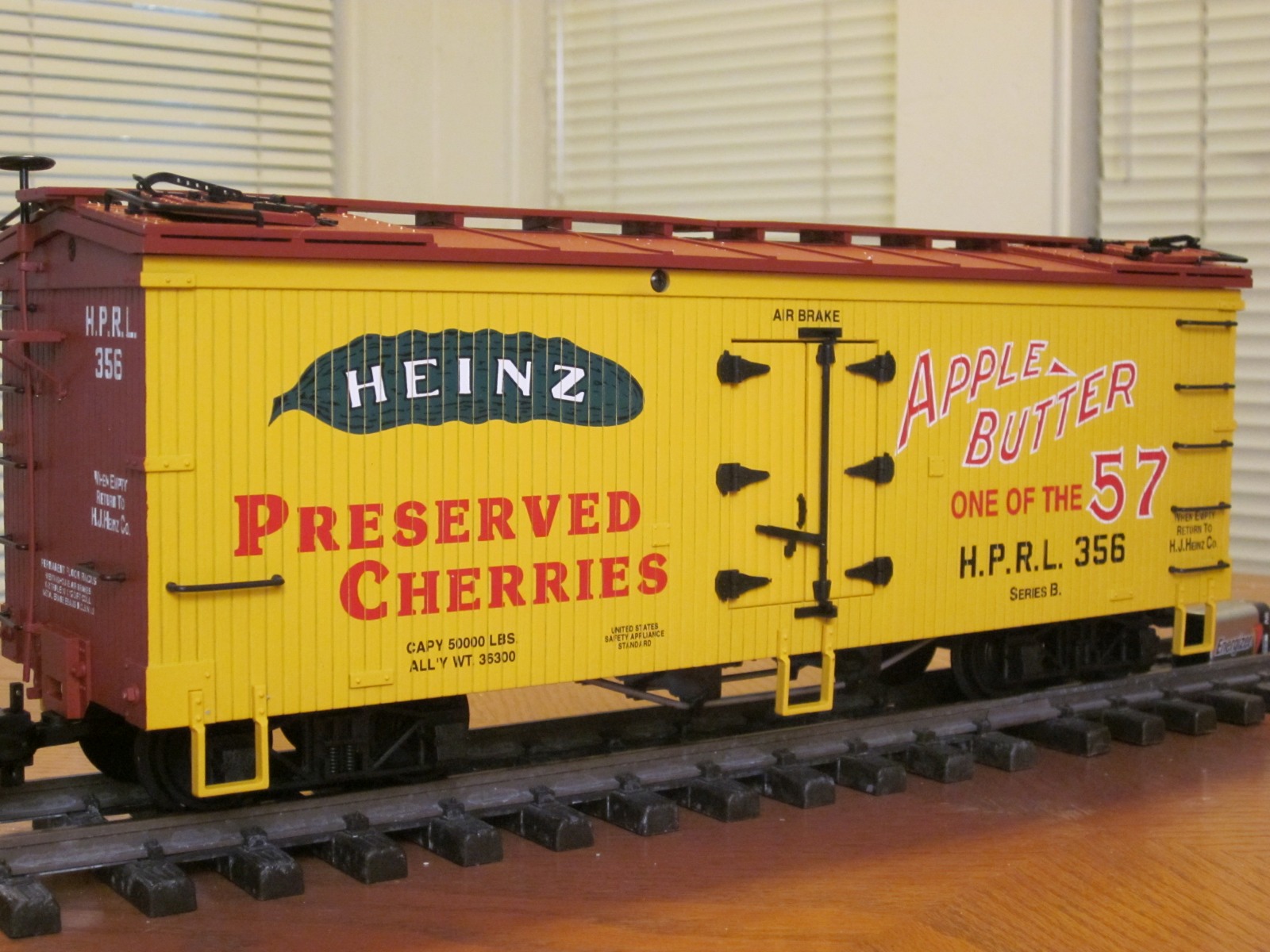 R16002 Heinz Preserved Cherries HPRL 356