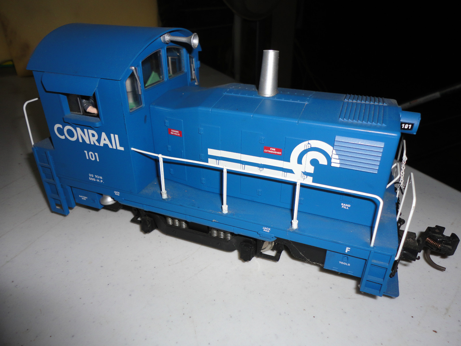 R22058 Conrail #101