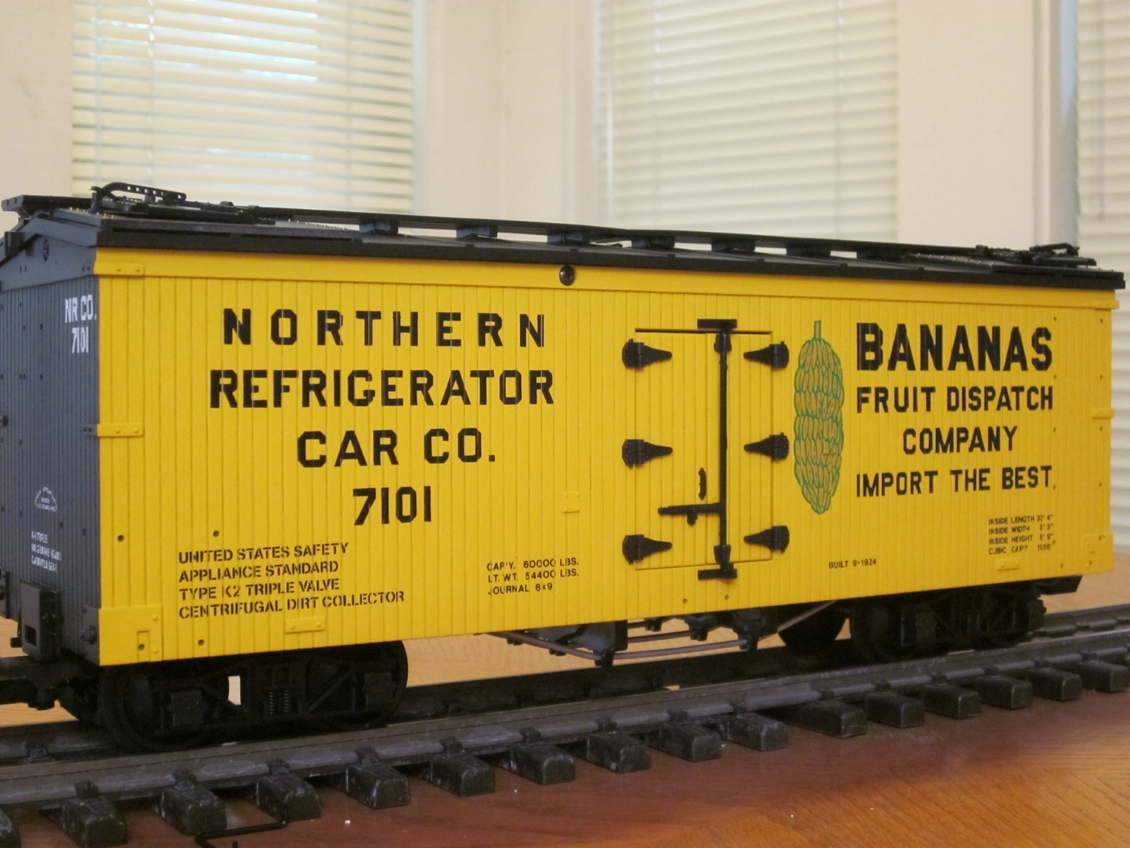 R1652 Banana Fruit Dispatch NRCCo 7101